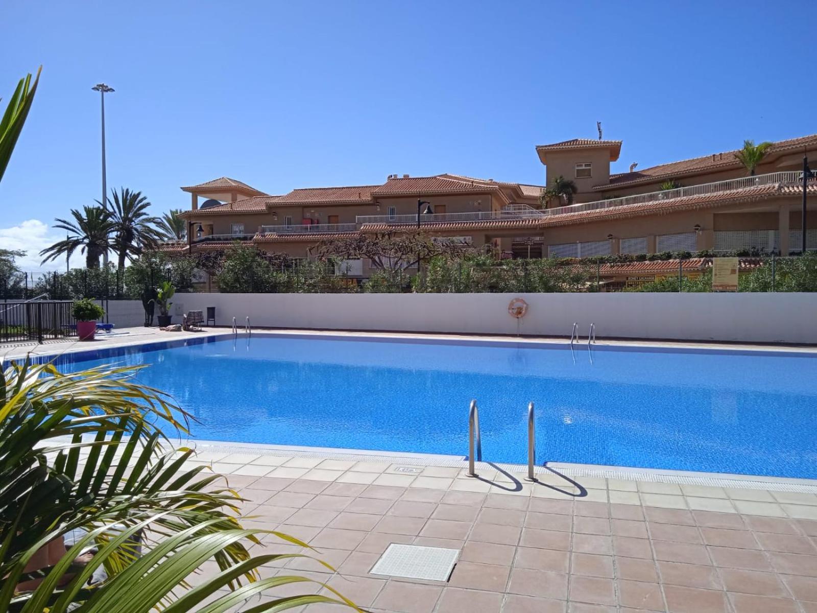 Firstline Apartment Los Cristianos Arona  Exterior foto